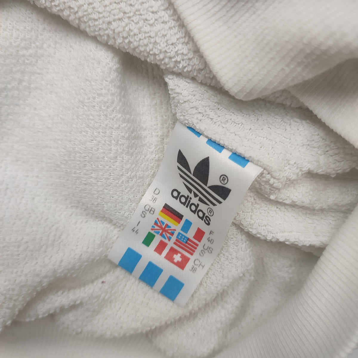 Vintage 90s Adidas Abstract Pattern Jumper S – Detailansicht 1
