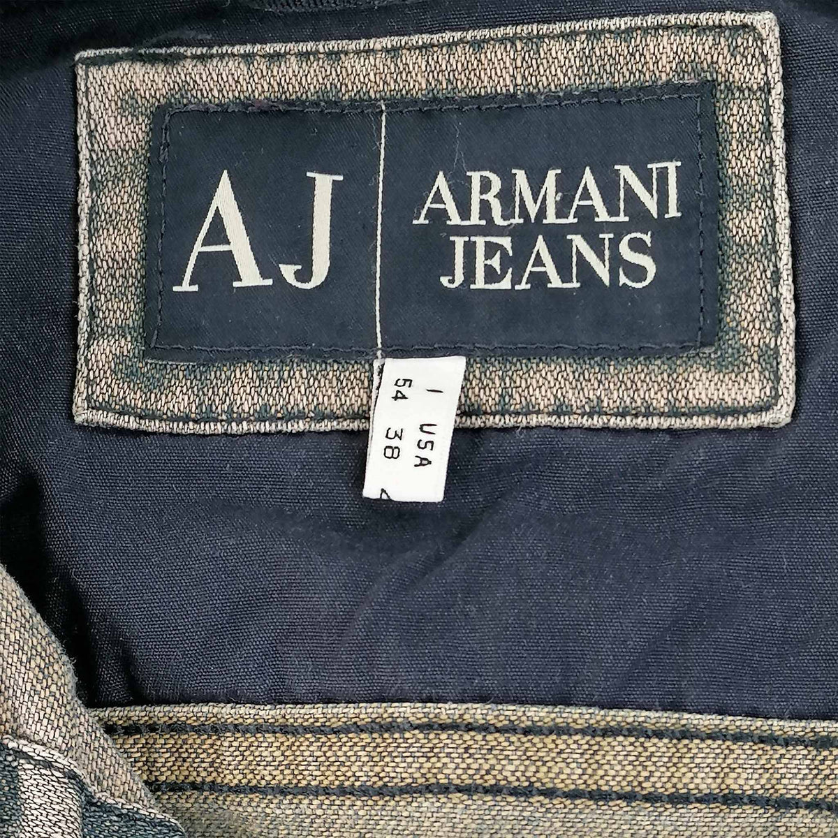 Vintage 90s Jeans Jacket der Designer Marke Armani Jeans in Grösse M Label