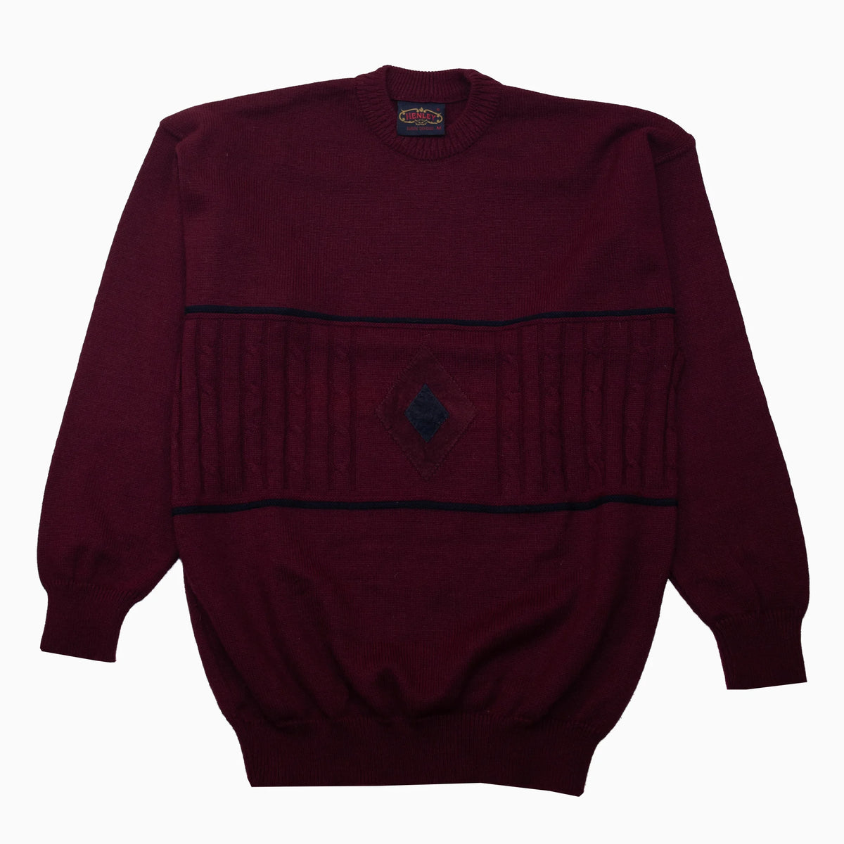 Vintage 90s Henley Strickpullover in Bordeaux mit Kontrastlinien und Rauten-Detail, Größe M – Vorderansicht