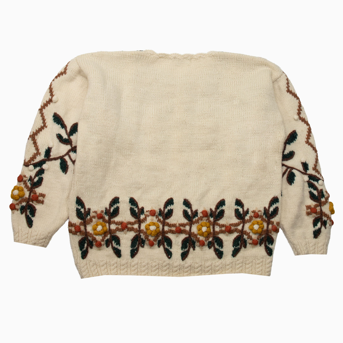 Lynn-Hollyn-Strickpullover mit beigefarbenem Rücken und Blumenmuster an Ärmeln und unterem Rücken – Rückansicht.