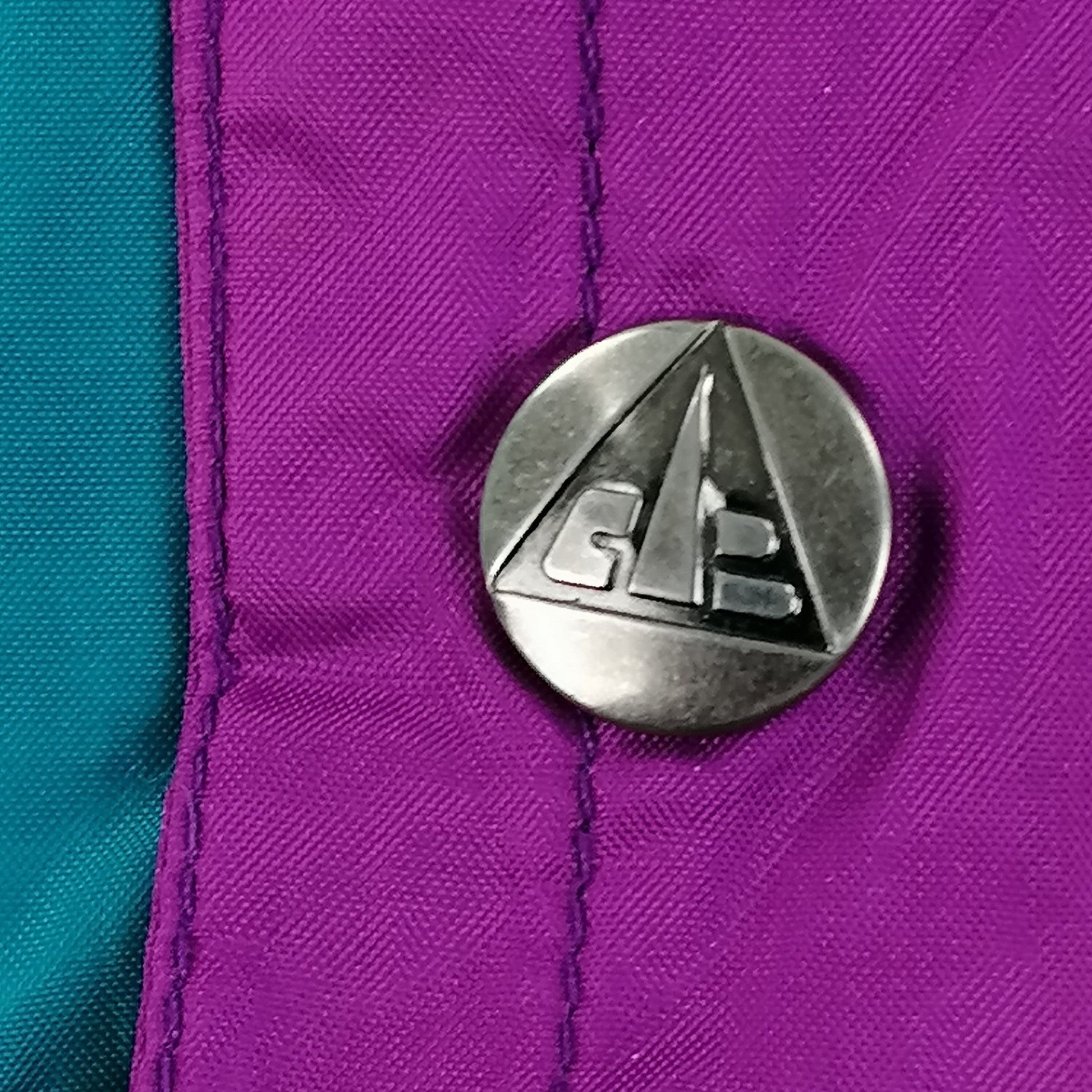 Vintage PERFECT Windbreaker - Alleycat Stardust