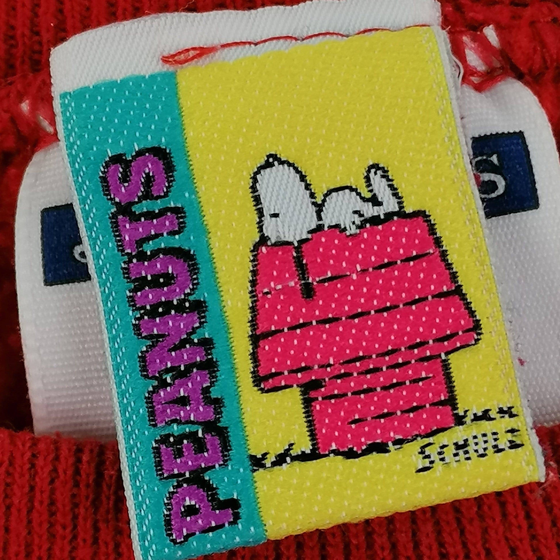 Vintage Jerzees Peanuts Graphic Sweater - Alleycat Stardust